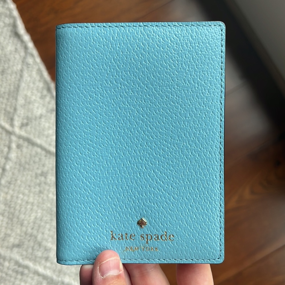 Kate Spade baby blue Sylvia passport holder